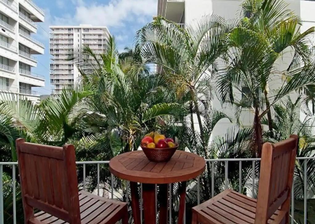 Cool Cabana At Waikiki Villa Honolulu Exterior photo